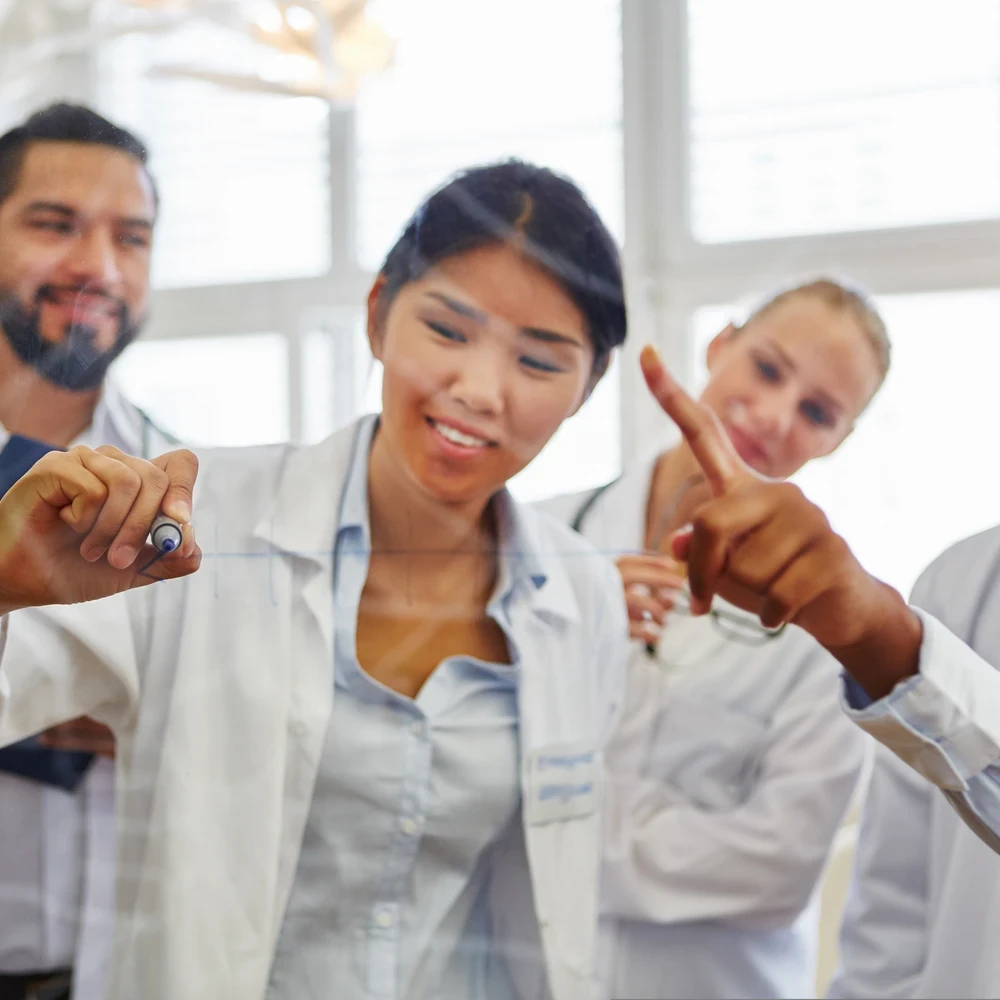 Improving Learning Outcomes in Life Sciences Through Data-Driven Benchmarking 